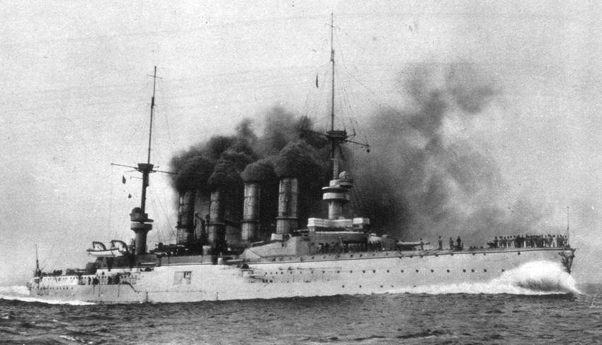 Side view of SMS Scharnhorst 