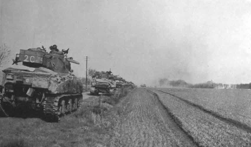 Sherman tanks from the Coldstream Guards advance on Bremen 