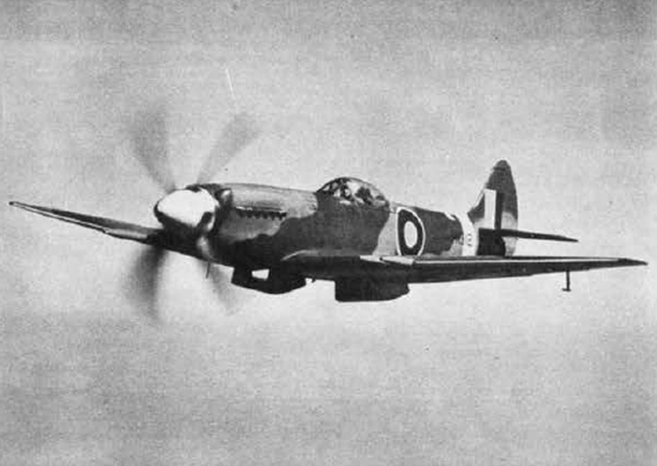 Spitfire Mk.22 from the front 