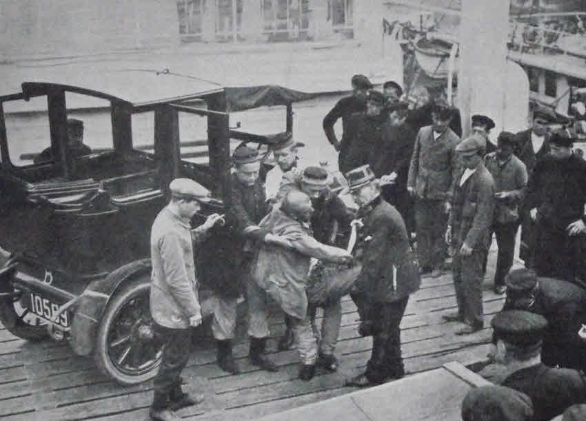 Wounded Uhlan in Belgian hands, 1914 