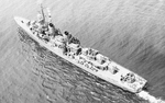 USS Cotten (DD-669) from above, New York, 1943 
