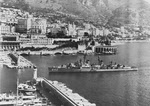 USS Fiske (DD-842) enters Monte Carlo Harbour, 1957 