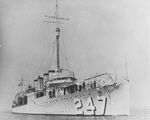 USS Goff (DD-247) from the front 