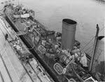 USS Hull (DD-350) at Mare Island, May 1942 