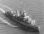 USS Maddox (DD-622) from above-front, 1942 