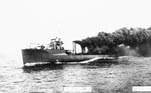 USS Roe (DD-24) laying smoke 