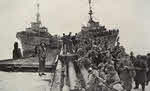 Two German Destroyers bring German POWs to Kiel 