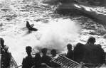 Supermarine Seafire crashes off HMS Indefatigable