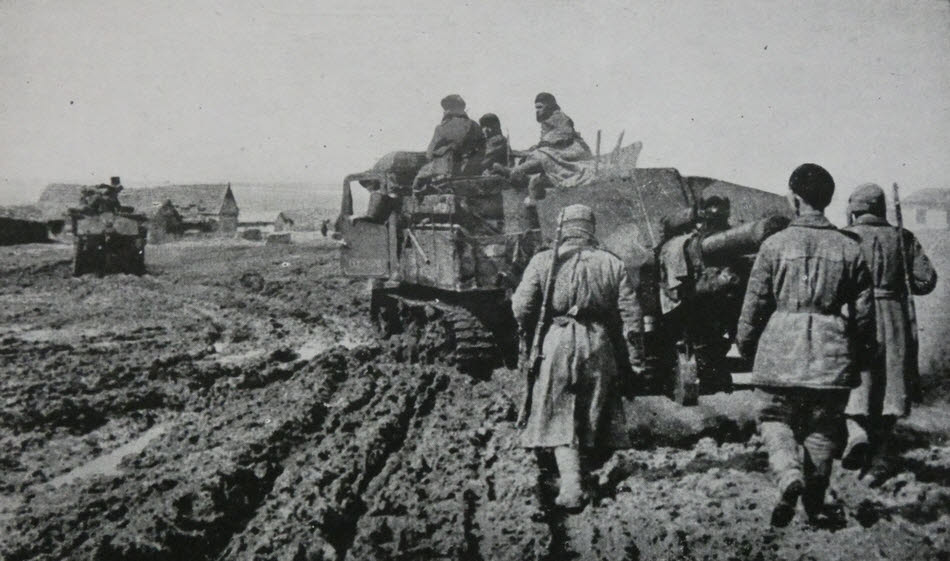 122mm Howitzer M1938 of 1st Ukrainian Front, 1944 