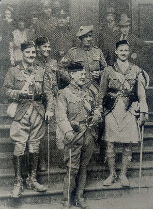 Five surviving 1914 veterans of London Scottish 