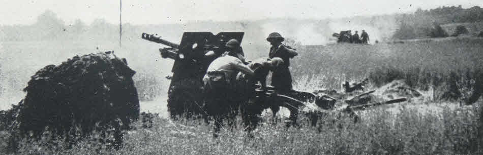 25-pounder laying smoke screen, Tilly-sur-Seulles 