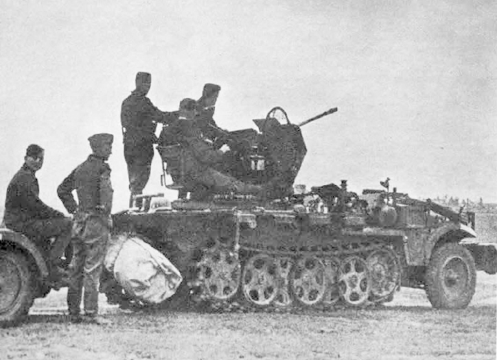 2m FlaK auf Fahrgestell Zugkraftwagen 1t (Sd Kfz 10/4) 
