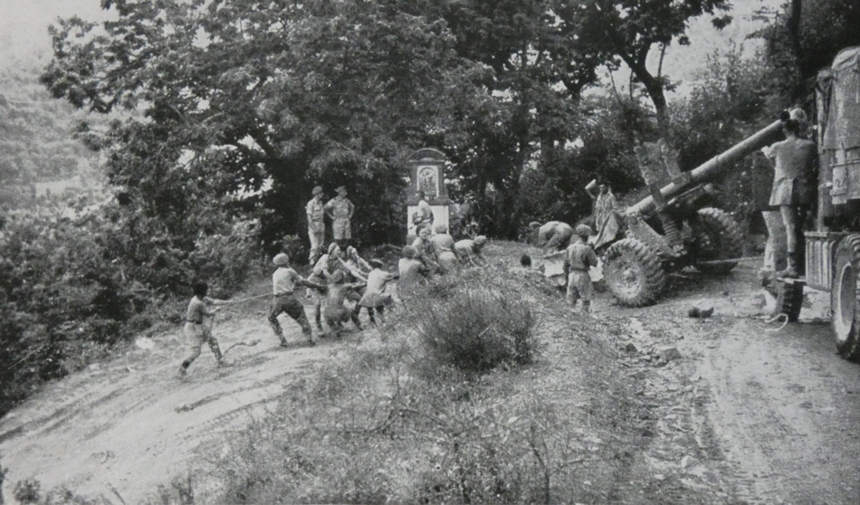 5.5in Gun in the Apennines, 1944 