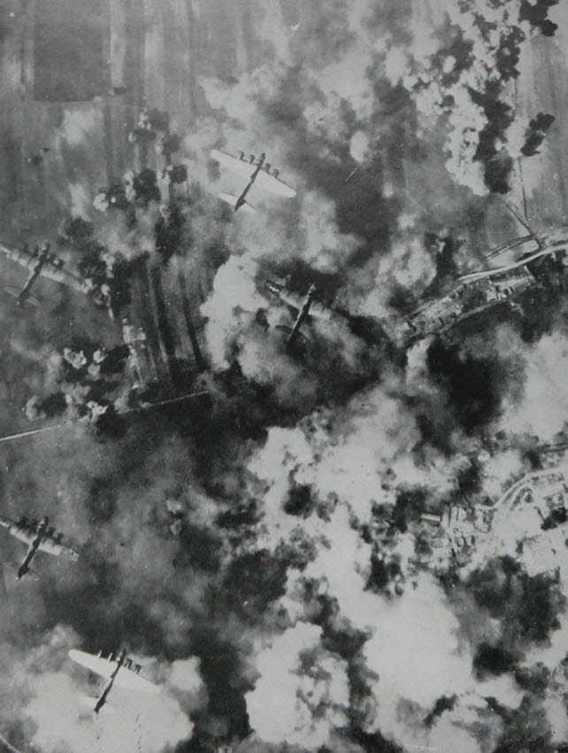 Boeing B-17s over Wiener Neustadt 