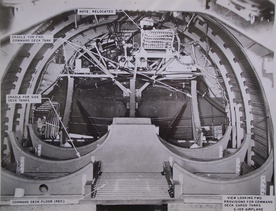 C-109 Modification Manual - p.32 Provision for Command Deck Tanks, C-109 