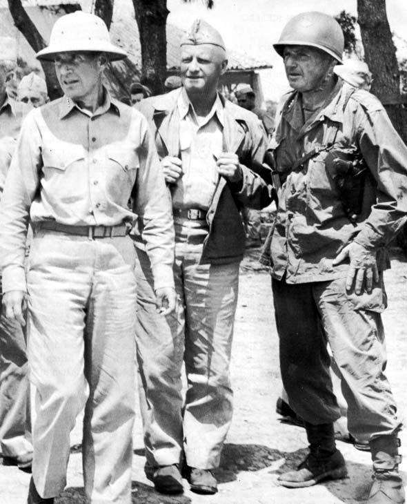 Senior officers prepare for Okinawa 