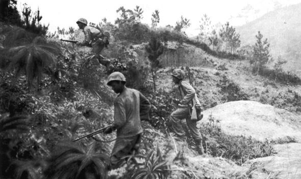 US Troops advance carefully on Okinawa 