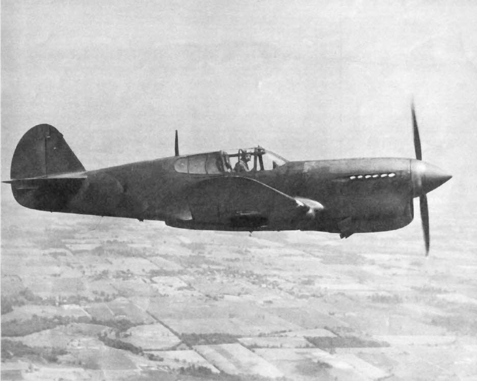Curtiss P-40L Kittyhawk II from the right 