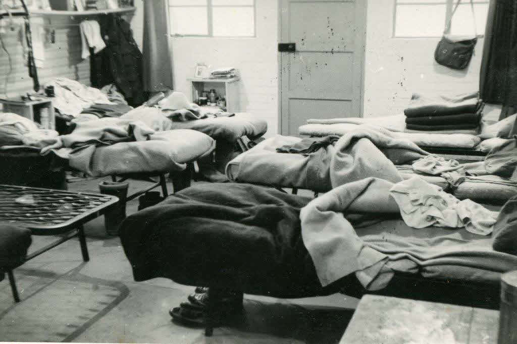 Hut at RAF Bentwater, 3 minutes before breakfast 