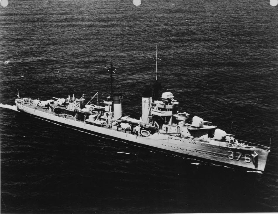USS Cushing (DD-376) from above 