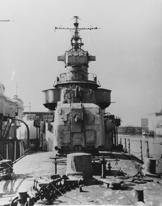 Guns and bridge of USS Livermore (DD-429), 1955 