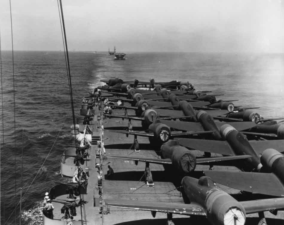Deckload of P-47s on USS Mission Bay (CVE-59) 