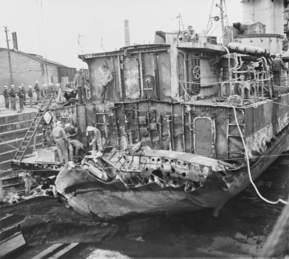USS Nelson (DD-623) with stern damaged off Normandy, 1944 