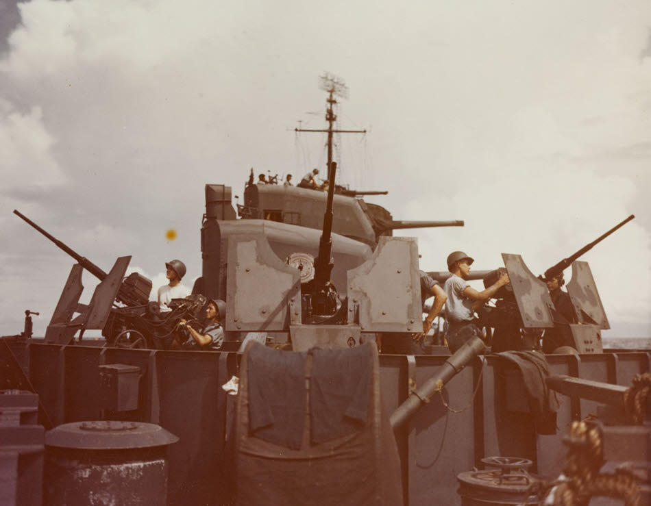 Aft 20mm battery on USS Nicholas (DD-449) 