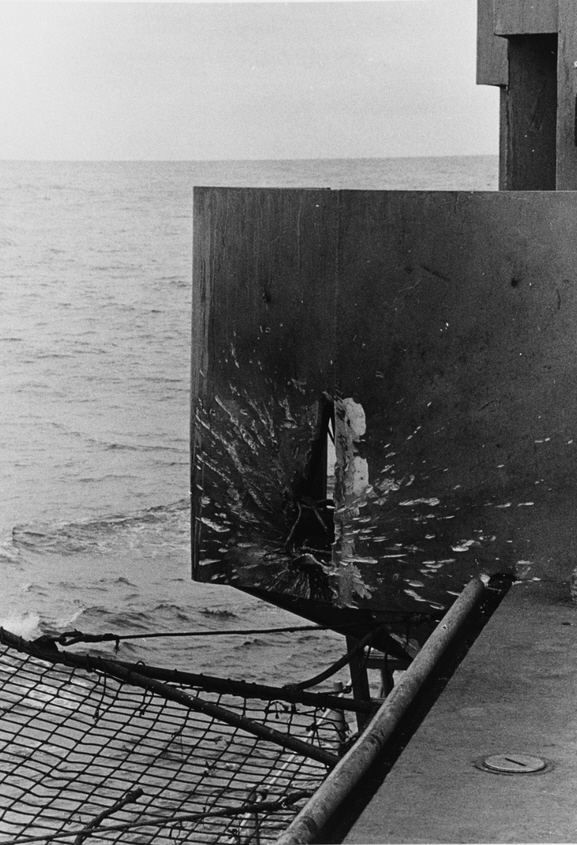Damage to USS O'Brien (DD-725), Vietnam 