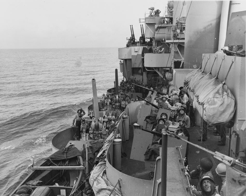 Anti-aircraft guns on USS Phoenix (CL-46), Mindoro, 1944