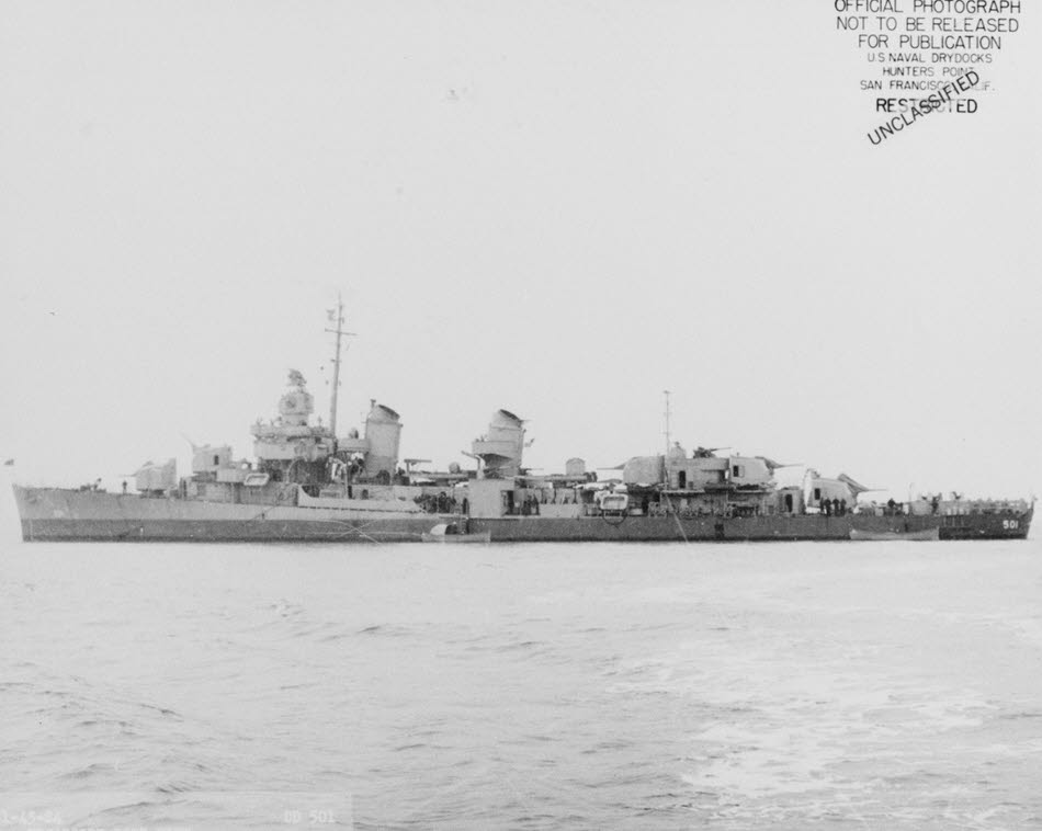 USS Schroeder (DD-501) off Hunter's Point, San Francisco, 1945 