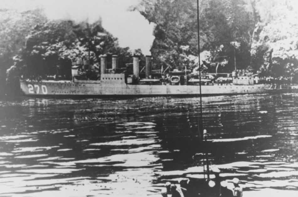 USS Thornton (DD-270) in inshore waters 