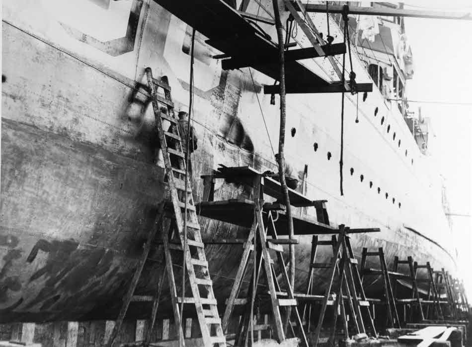 Collision Damage on USS William Jones (DD-308) 