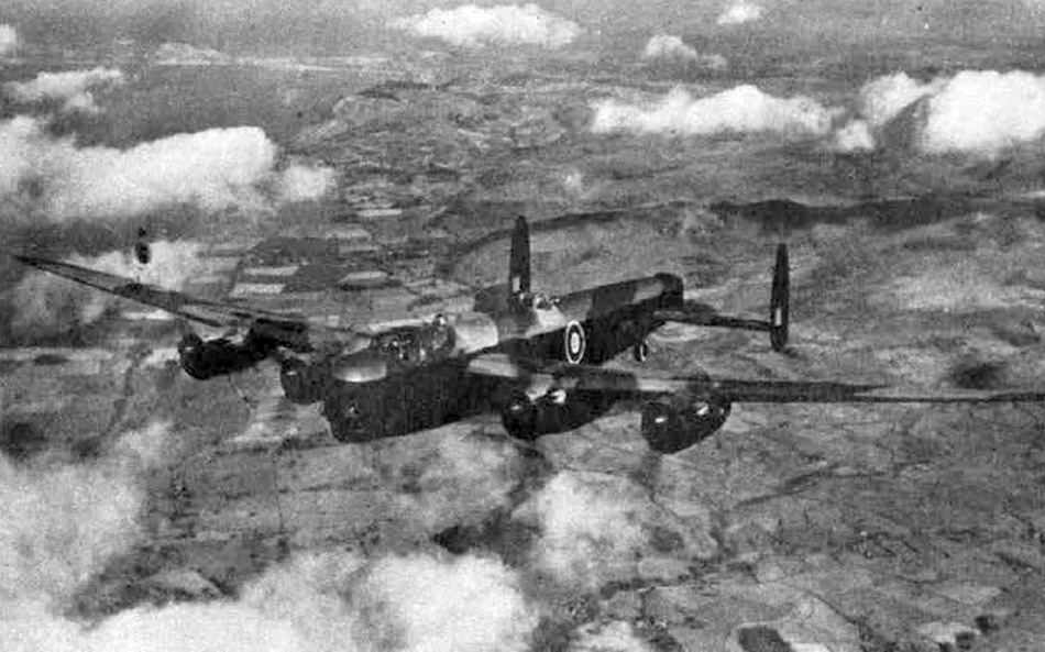 Avro Lincoln in flight 