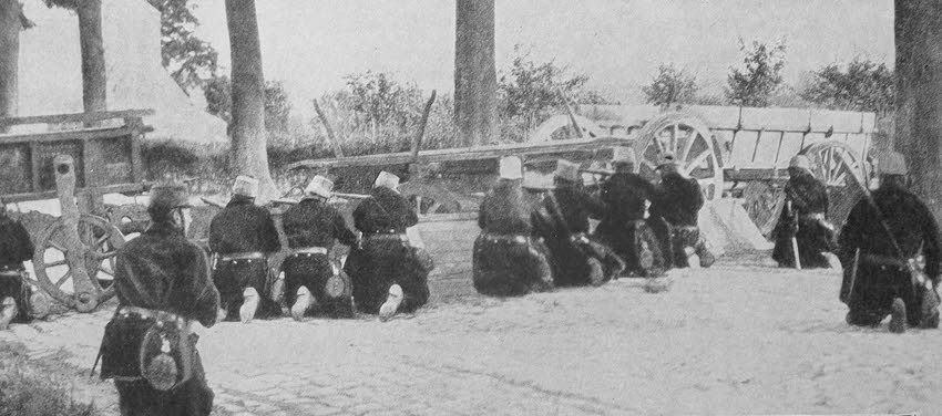 Belgian Infantry attack Uhlans from barricade, 1914 
