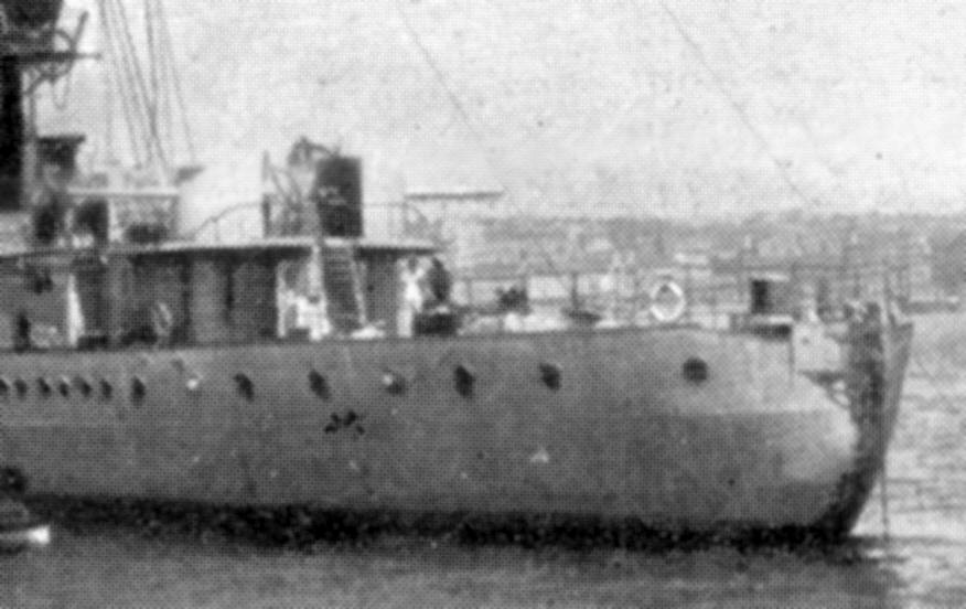 The rear 4.1in guns of SMS Breslau