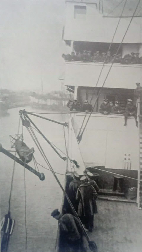 Canadians leaving Southampton, 1919 