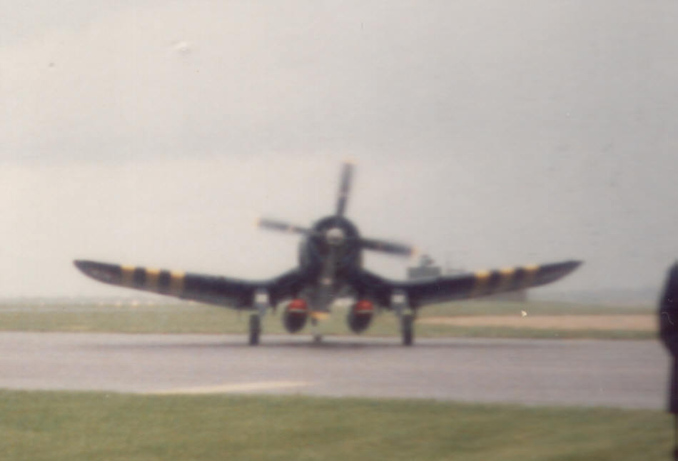 chance-vought-corsair-in-french-colours-1-of-2