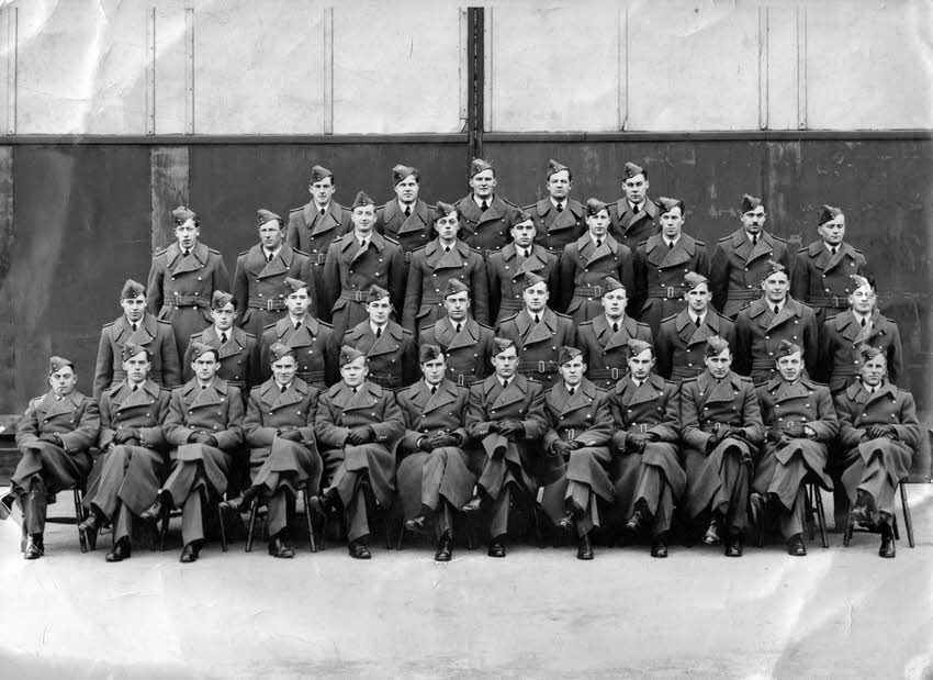 1937-38 Course at 5 Flying Training School