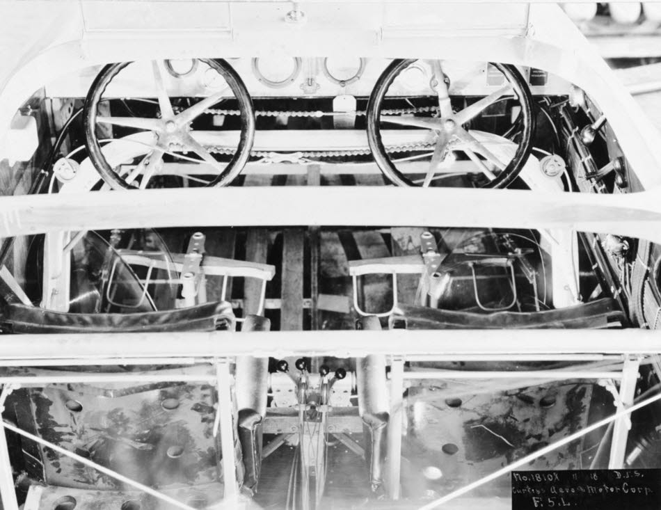 Cockpit of Curtiss F-5L 