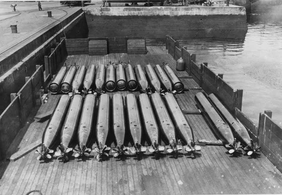 Torpedoes for USS Farragut (DD-300) and USS Thompson (DD-305) 