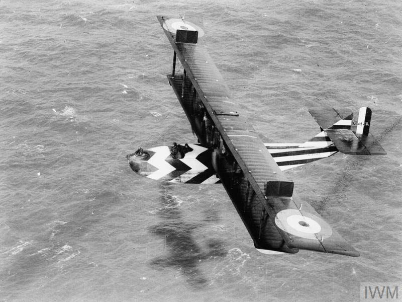 Felixstowe F.2a on Patrol 