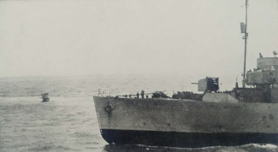Flower Class Corvette attacking U-boat 