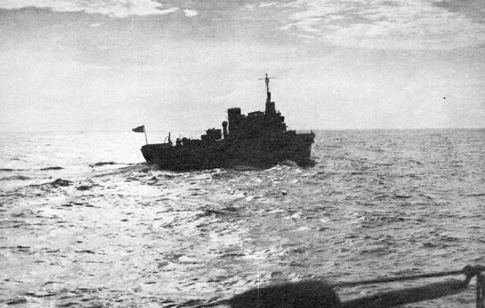 Flower Class Corvette from the right 