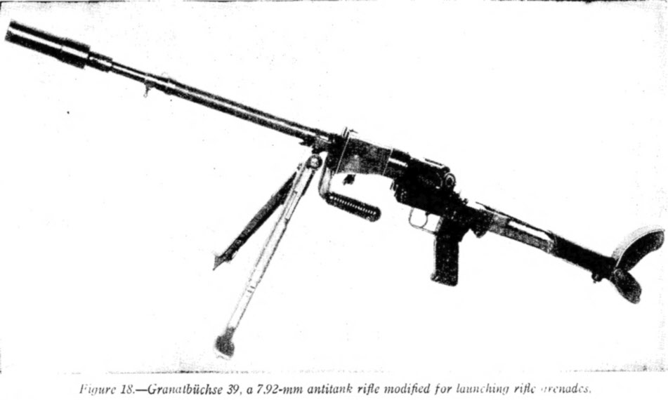 Granatbuchse 39 from the left 