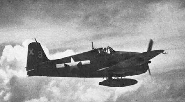 Belly Tank under Grumman F6F Hellcat 