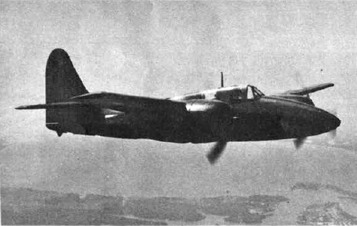 Grumman F7F-2 Tigercat from the right 