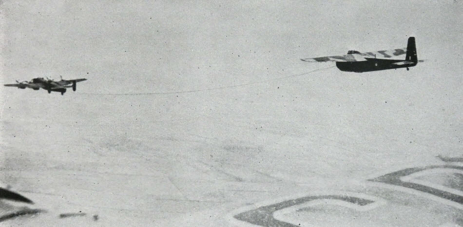 Handley Page Halifax towing General Aircraft Hamilcar 