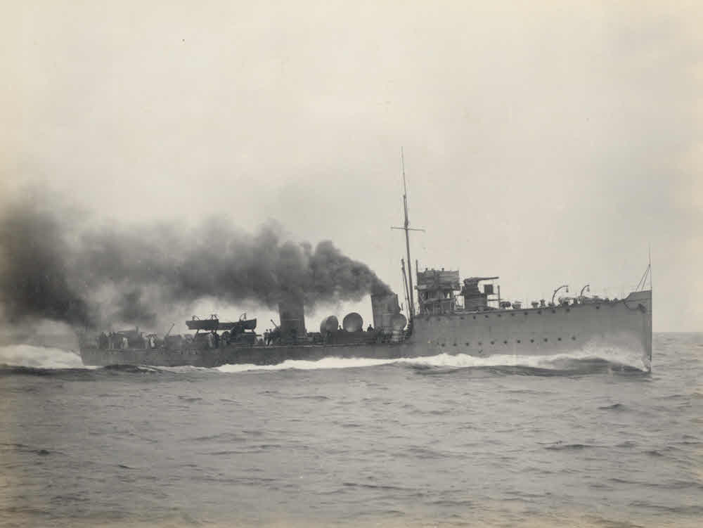 HMS Doon from the right 