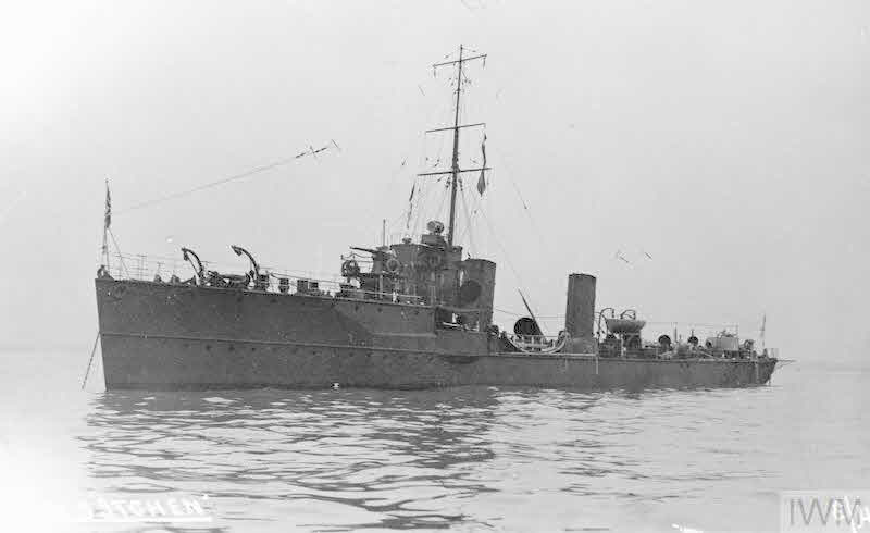 HMS Itchen from the left 